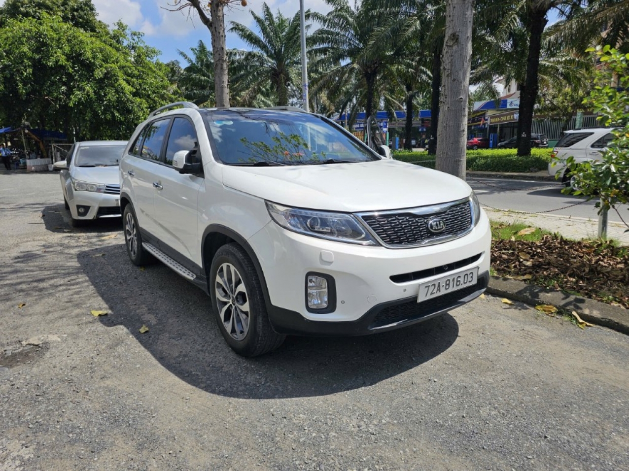 KIA Sorento GATH 2016 Máy Xăng Bản Full Màu Trắng KIA Sorento GATH 2016 Máy Xăng Bản Full Màu Trắng