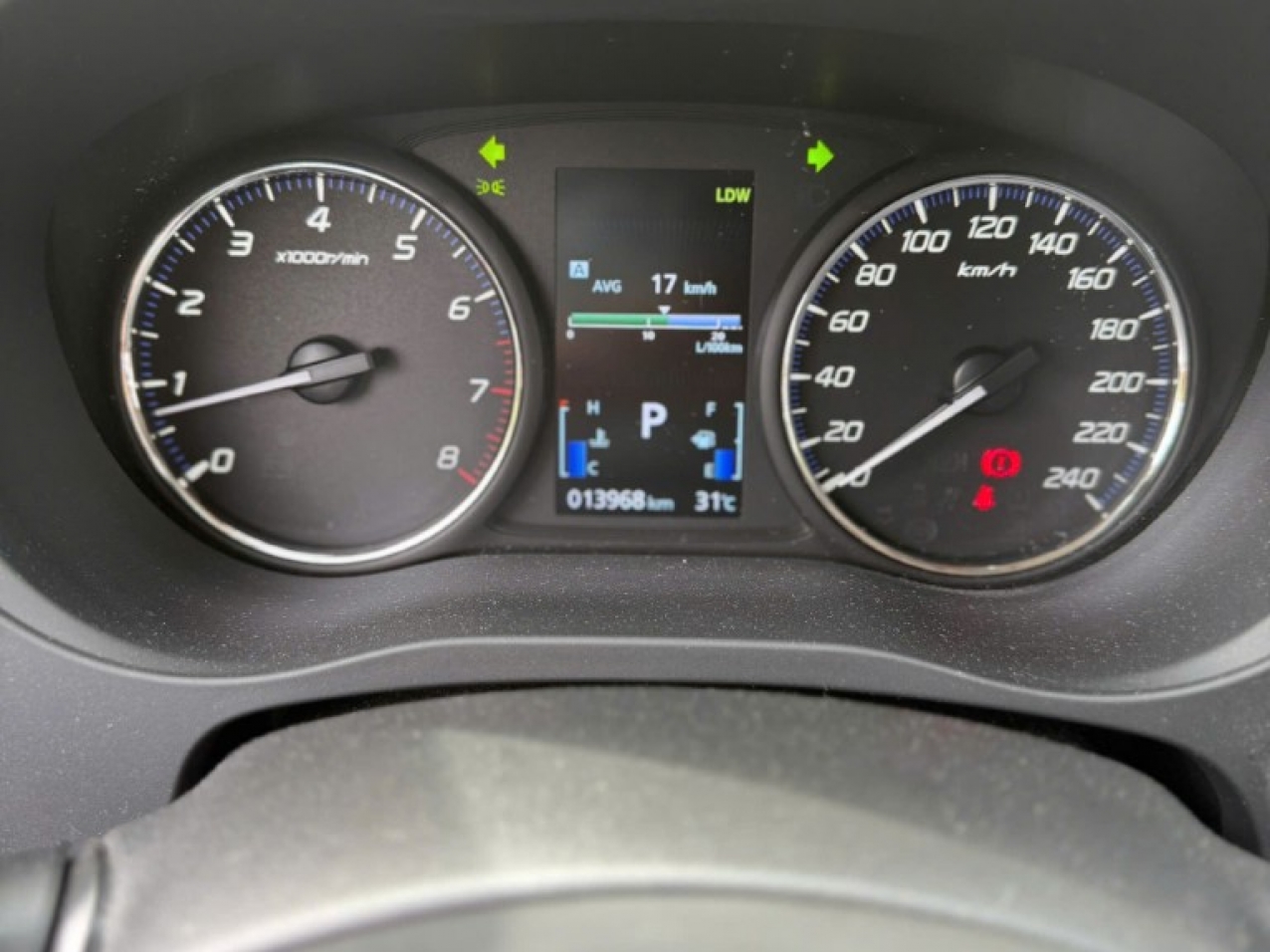 Mitsubishi Outlander 2.0 Premium 2023 Màu Trắng Siêu Lướt Mitsubishi Outlander 2.0 Premium 2023 Màu Trắng Siêu Lướt