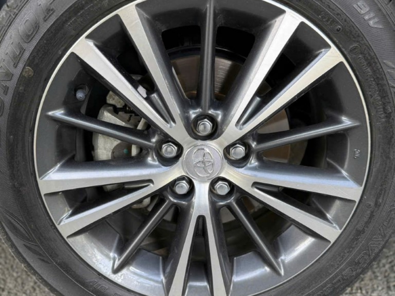 Corolla Altis 1.8G AT 2019 nhập Thái Màu Đen Siêu Lướt Corolla Altis 1.8G AT 2019 nhập Thái Màu Đen Siêu Lướt