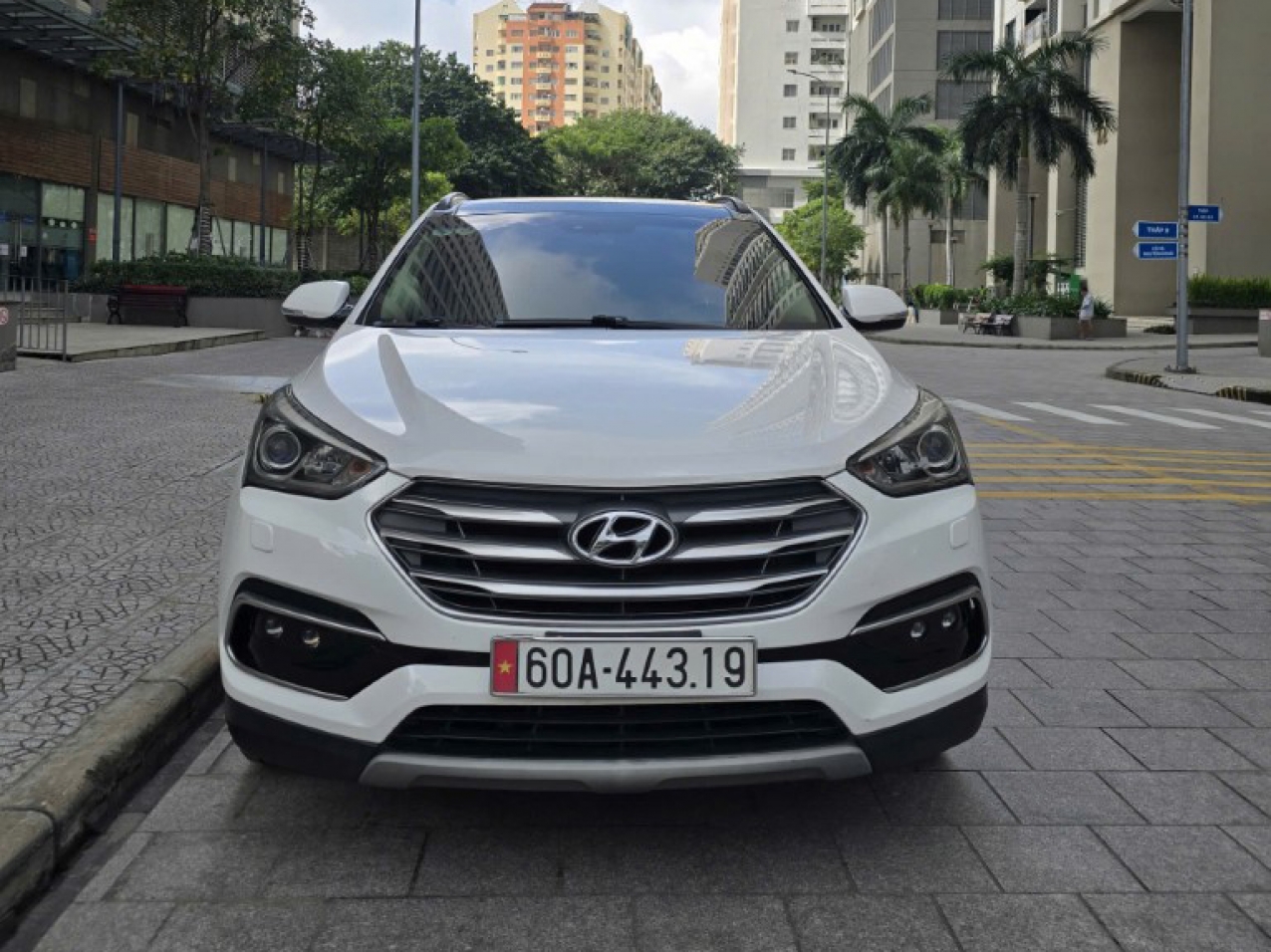 Hyundai Santafe 2018 Máy Xăng | Màu Trắng Siêu Đẹp Hyundai Santafe 2018 Máy Xăng | Màu Trắng Siêu Đẹp