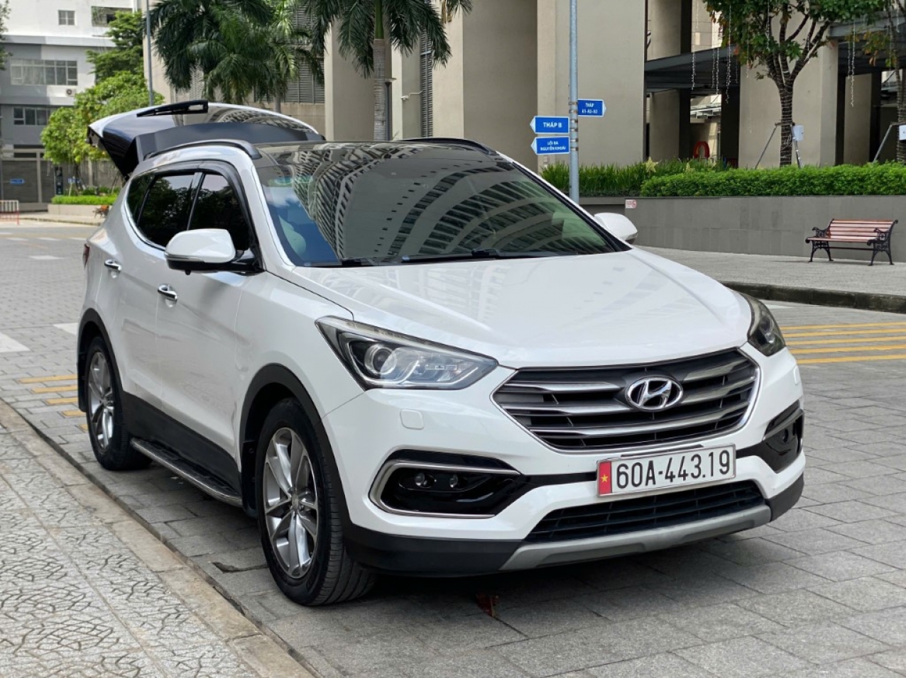 Hyundai Santafe 2018 Máy Xăng | Màu Trắng Siêu Đẹp Hyundai Santafe 2018 Máy Xăng | Màu Trắng Siêu Đẹp