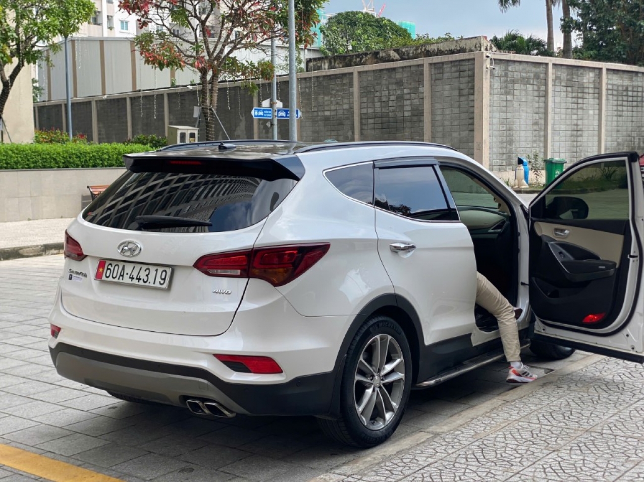 Hyundai Santafe 2018 Máy Xăng | Màu Trắng Siêu Đẹp Hyundai Santafe 2018 Máy Xăng | Màu Trắng Siêu Đẹp