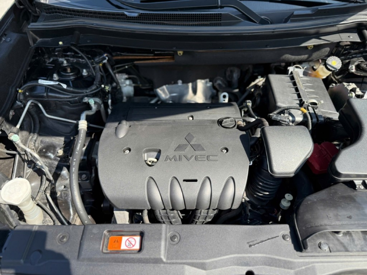 Mitsubishi Outlander 2.0 Premium 2018 Màu Đen ODO 49.000Km Mitsubishi Outlander 2.0 Premium 2018 Màu Đen ODO 49.000Km