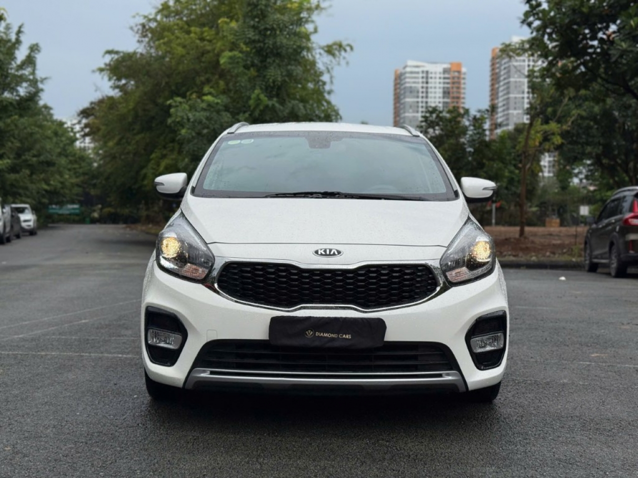 Kia Rondo 2.0 GAT 2017 Màu Trắng Siêu Đẹp Kia Rondo 2.0 GAT 2017 Màu Trắng Siêu Đẹp