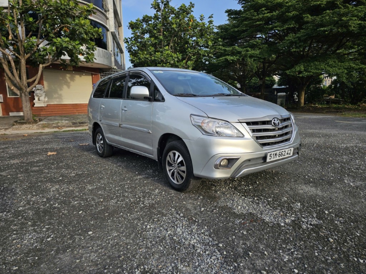 Toyota Innova MT 2016 ( Taxi) Màu Bạc Giá Siêu Rẻ Toyota Innova MT 2016 ( Taxi) Màu Bạc Giá Siêu Rẻ