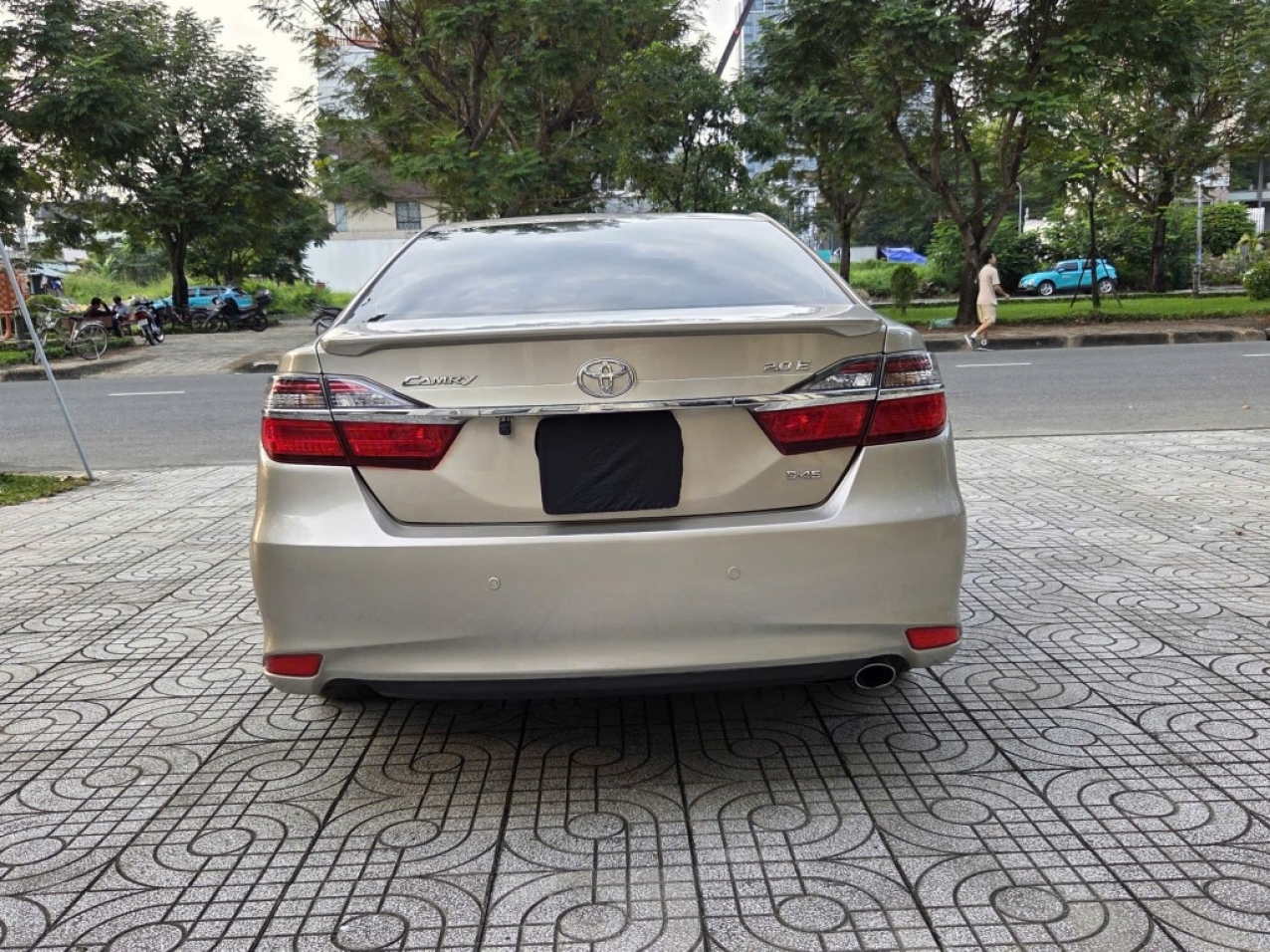 Toyota Camry 2.0E 2015 Màu vàng cát đẹp chuẩn | Mới về Toyota Camry 2.0E 2015 Màu vàng cát đẹp chuẩn | Mới về