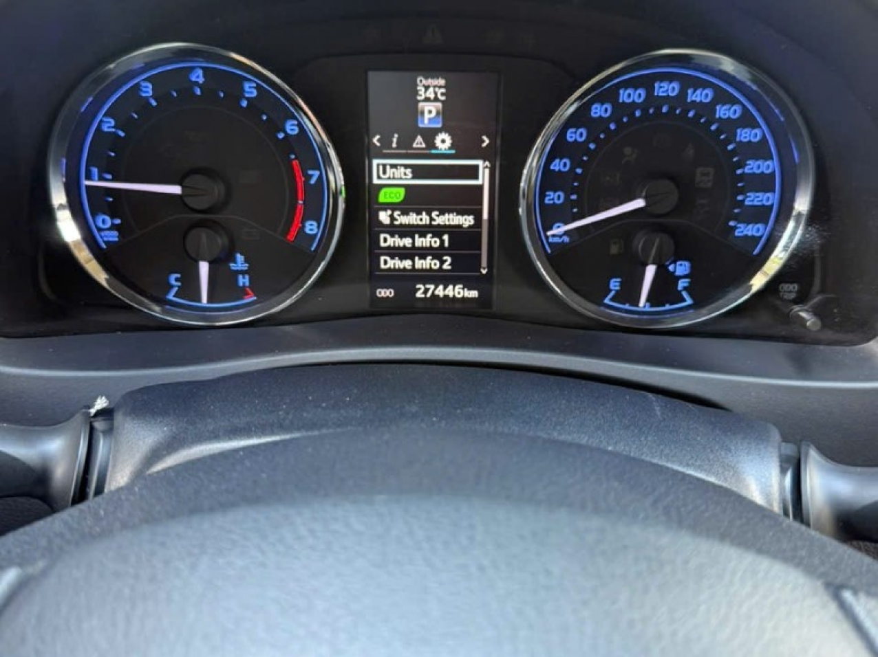 Corolla Altis 1.8G AT 2019 nhập Thái Màu Đen Siêu Lướt Corolla Altis 1.8G AT 2019 nhập Thái Màu Đen Siêu Lướt