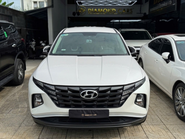 Hyundai Tucson 2.0 AT 2022 Màu Trắng ODO 54.000 km
