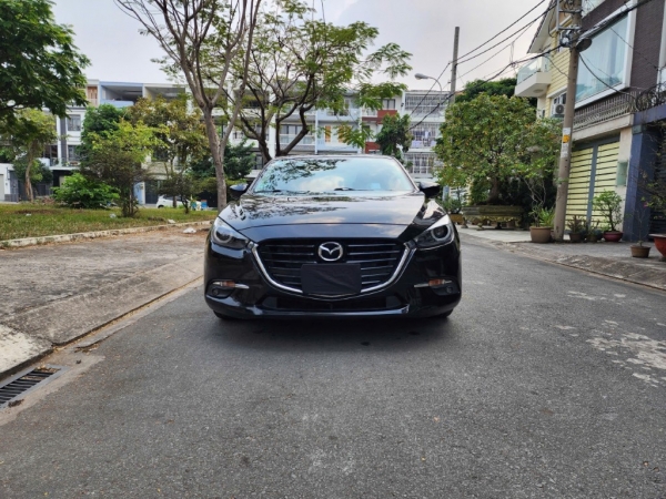 Mazda 3 Facelift 2.0AT 2019 Màu Đen 