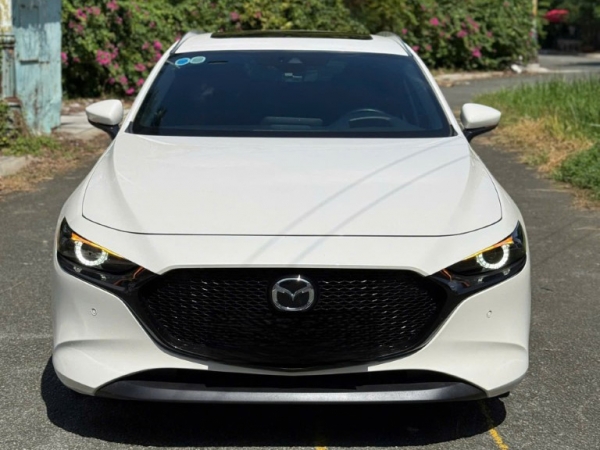 Mazda 3 Sport Premium 2022 Màu Trắng Siêu Lướt