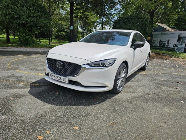 Mazda 6 2.5 Premium 2022 Màu Trắng Siêu Lướt ODO 16.000 km