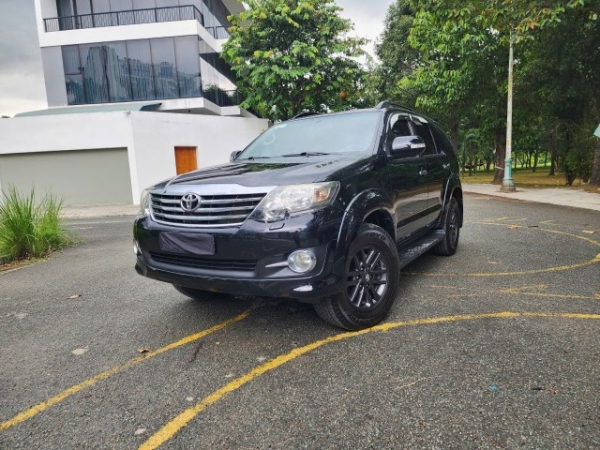 Toyota Fortuner 2.7 AT 4x4 2015 