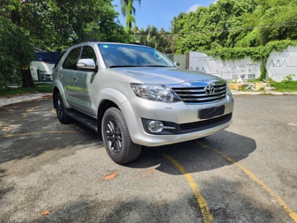 Toyota Fortuner 2.7 AT 4x4 2015