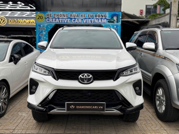 Toyota Fortuner Legender 2021 Màu Trắng ODO 54.000km